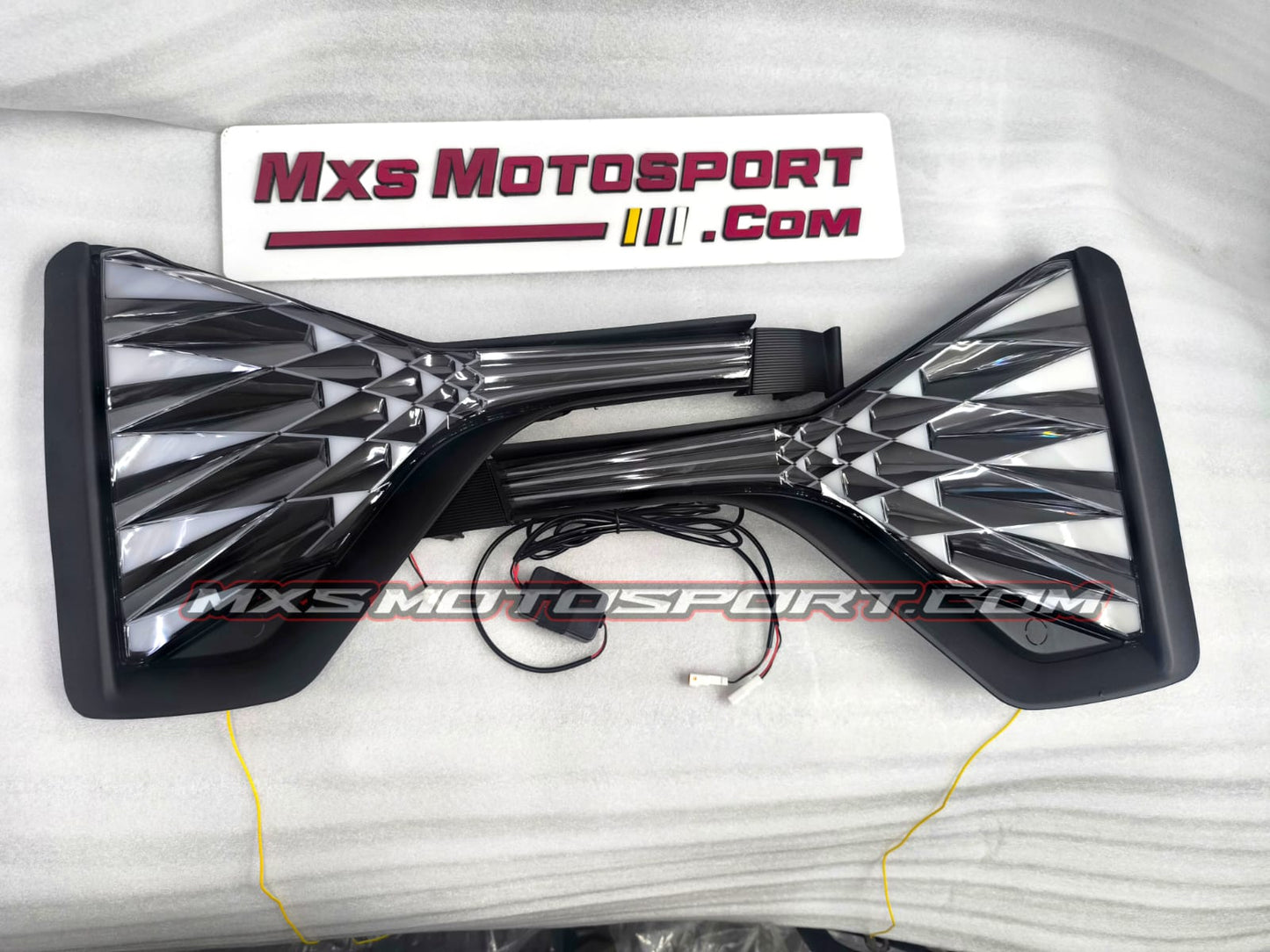 MXS4282 Matrix LED Daytime DRL's Fog Lamps For Toyota Innova Hycross
