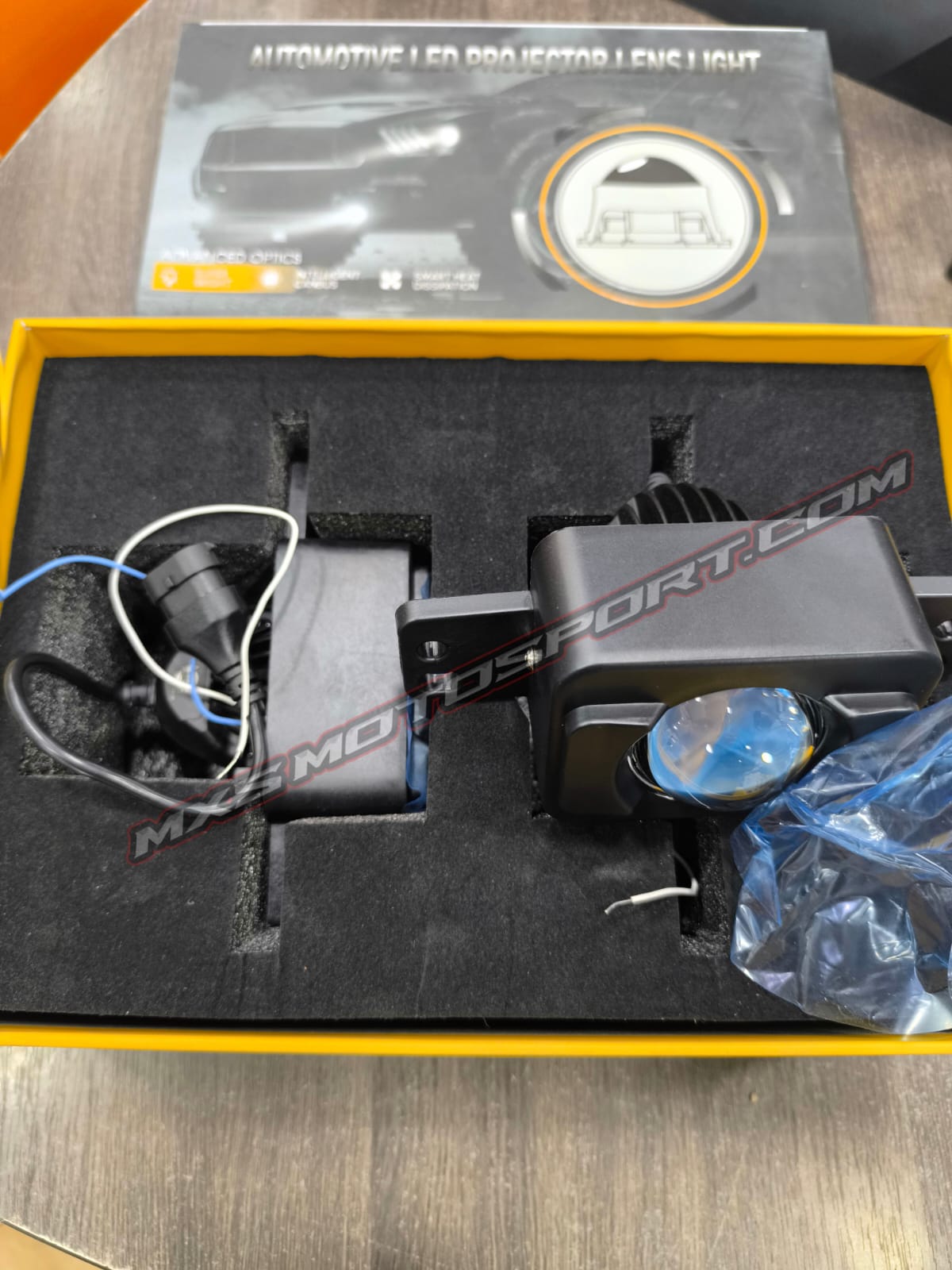 MXS4528 LED Projector Fog Lamps – For Tata Nexon & Other Tata Vehicles