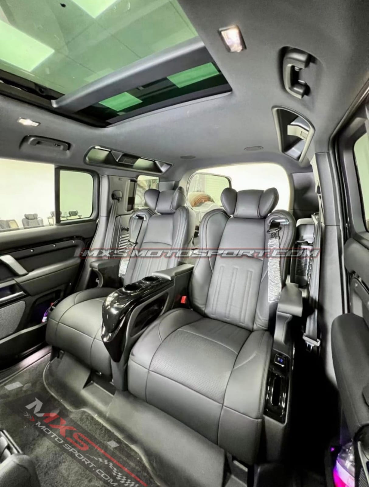 MXS4685 Luxury Captain Recliner Seat Kit for Land Rover Defender