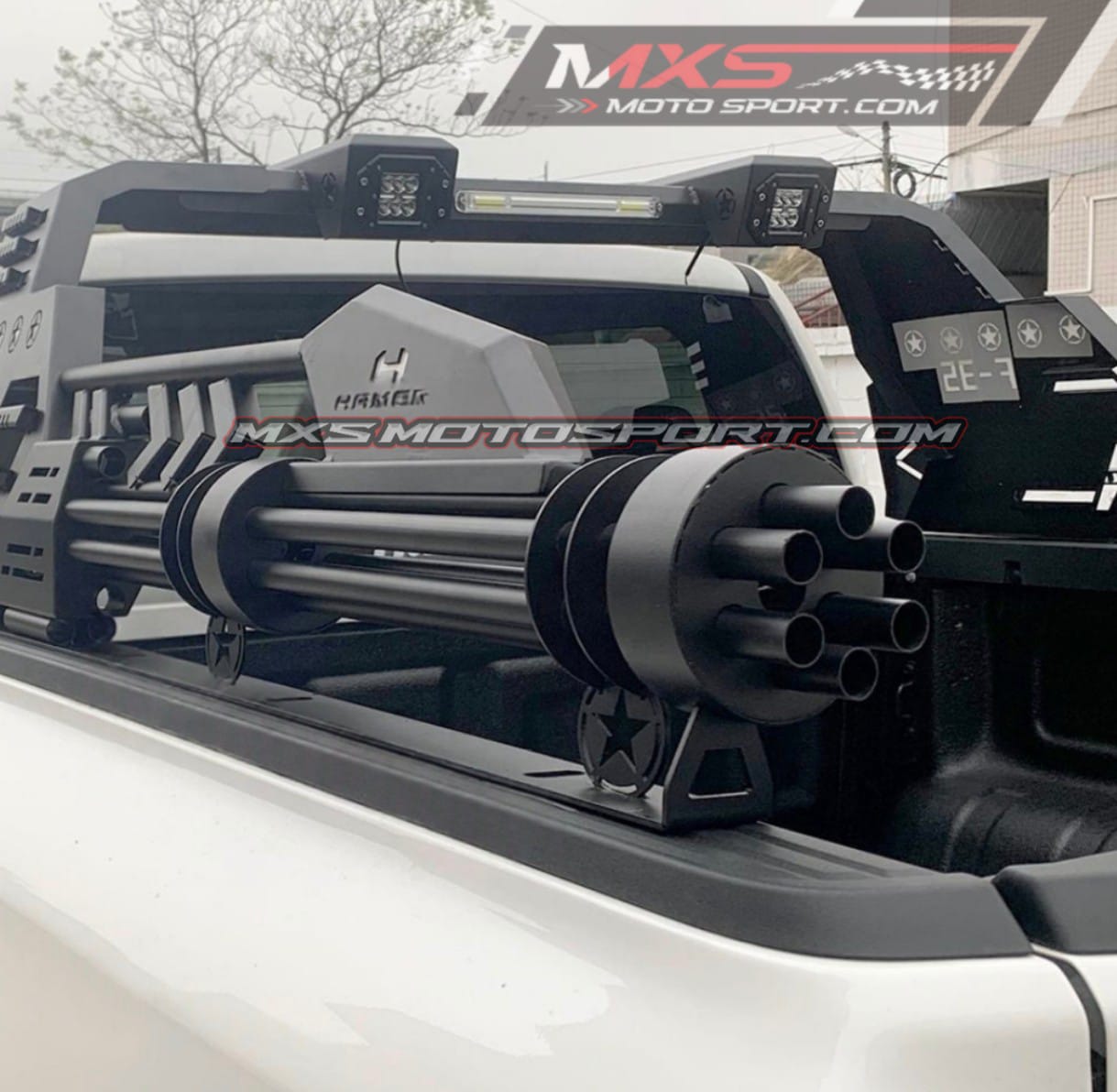 MXS4611 HAMER Heavy Duty Roll Bar with Tactical Mount for Toyota Hilux