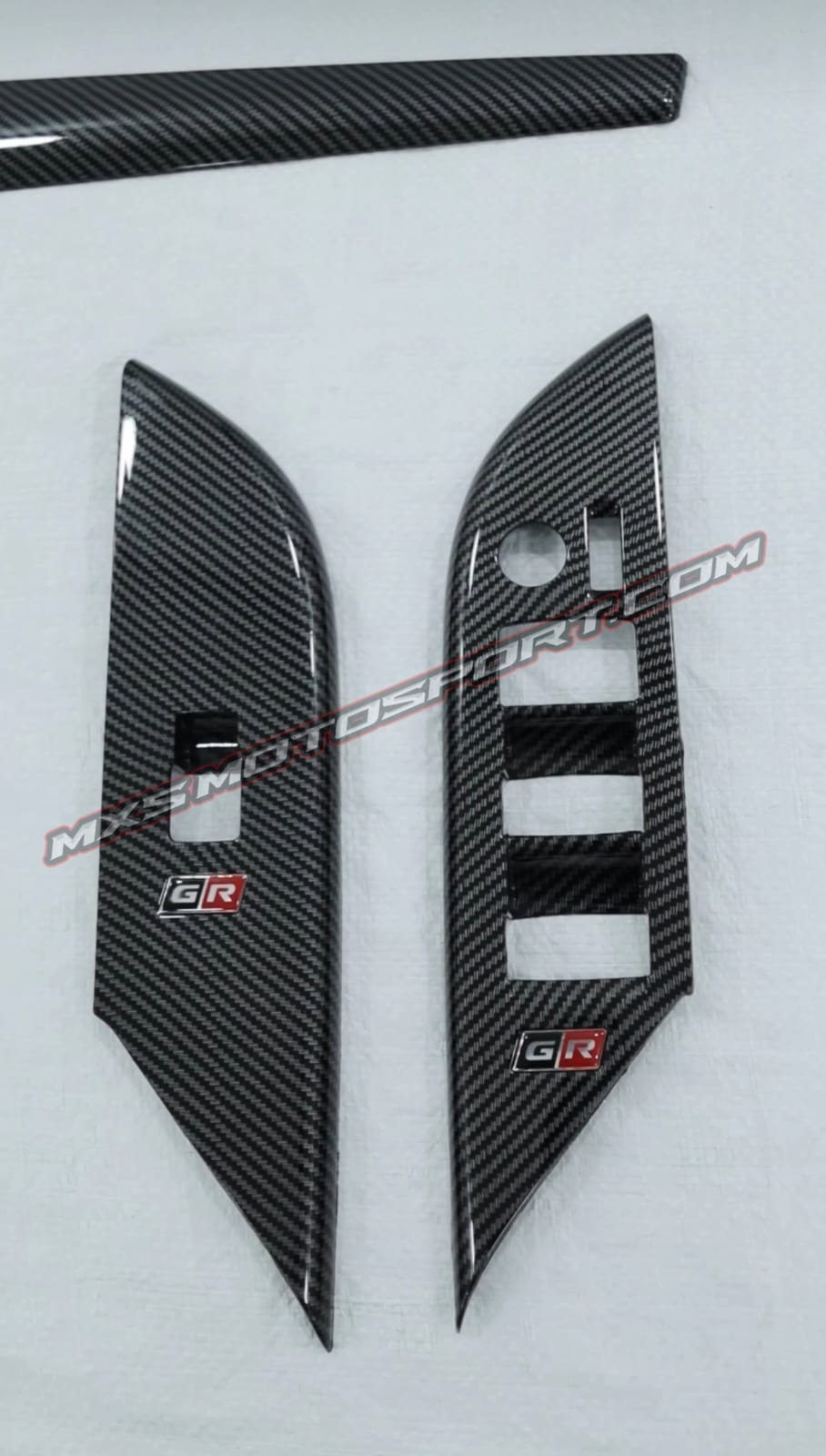MXS4358 Toyota Hilux Carbon Interior Trim Panels