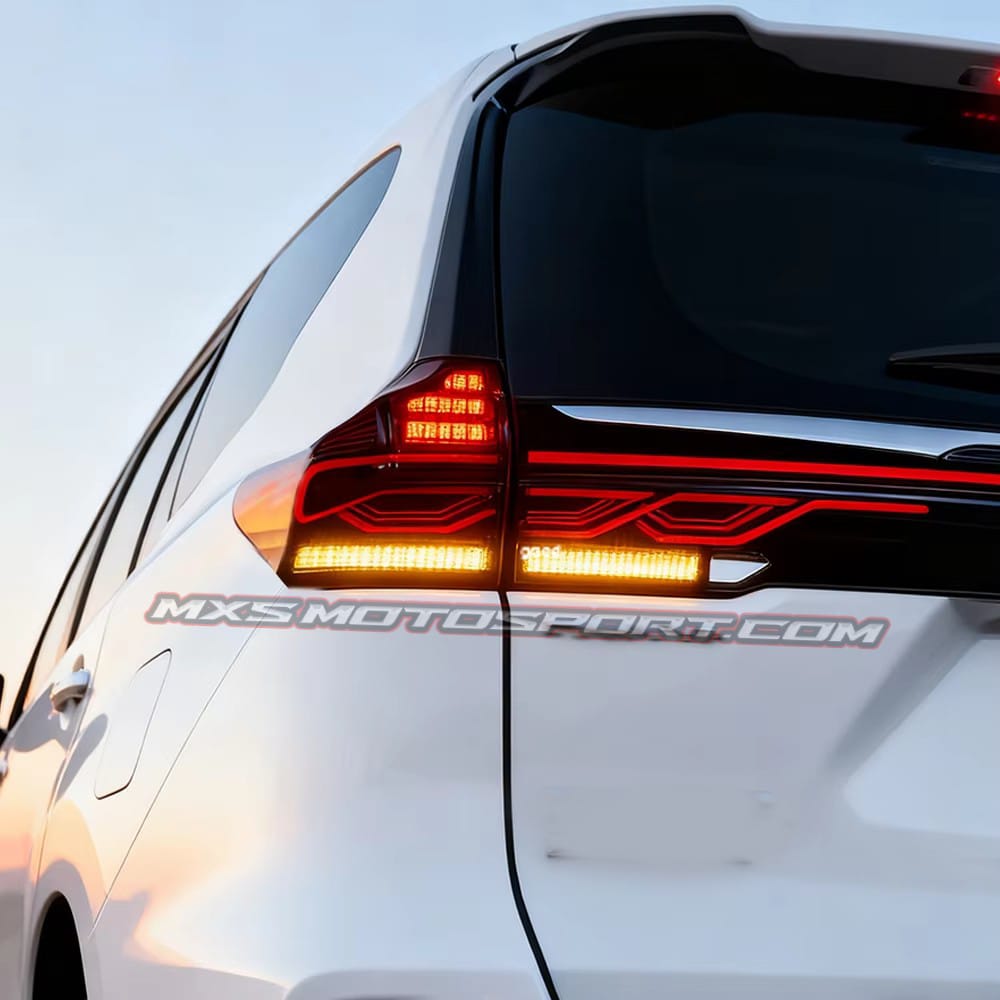 MXS4572 LED Tail Lights for Toyota Innova Hycross | BMW GTI-Style Dynamic Design