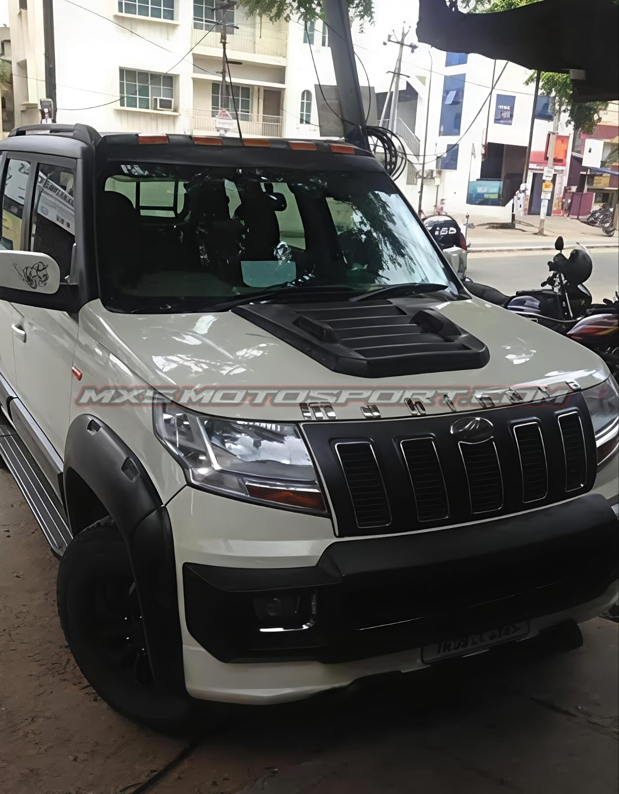 MXS4721 Armour Style Body Kit For Mahindra TUV300