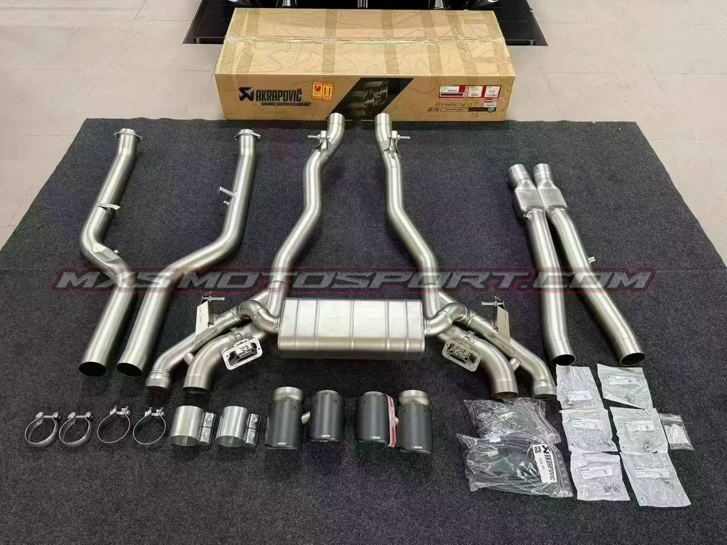 MXS4715 Original Akrapovič G90 M5 Catback Exhaust System