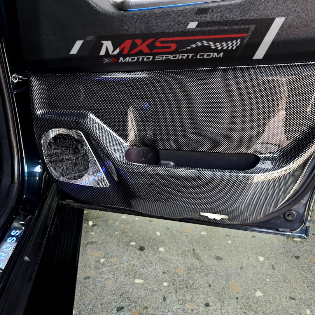 MXS4672 Carbon Fibre Door Panel Covers For Innova Hycross