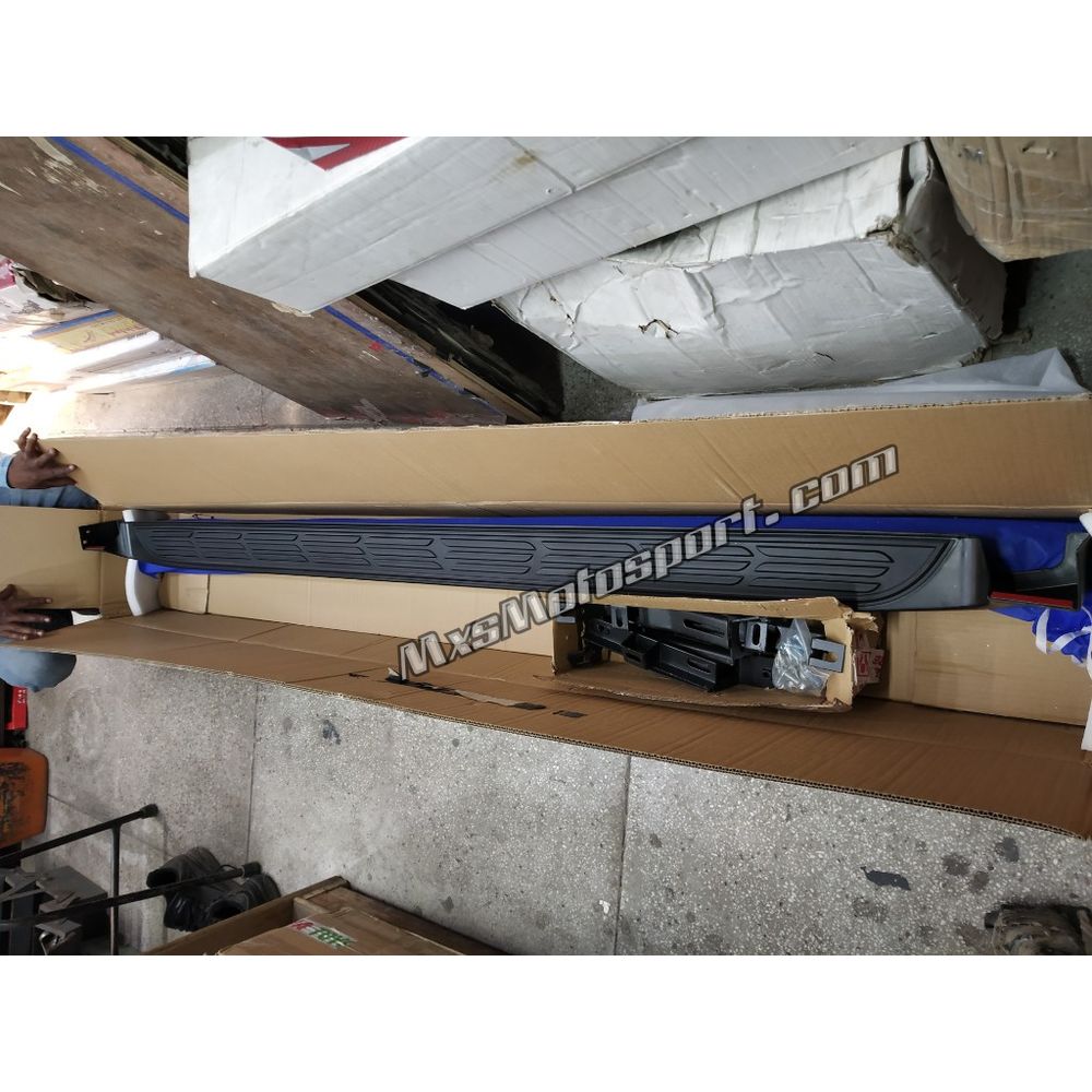 Old Innova Side Step View Product details